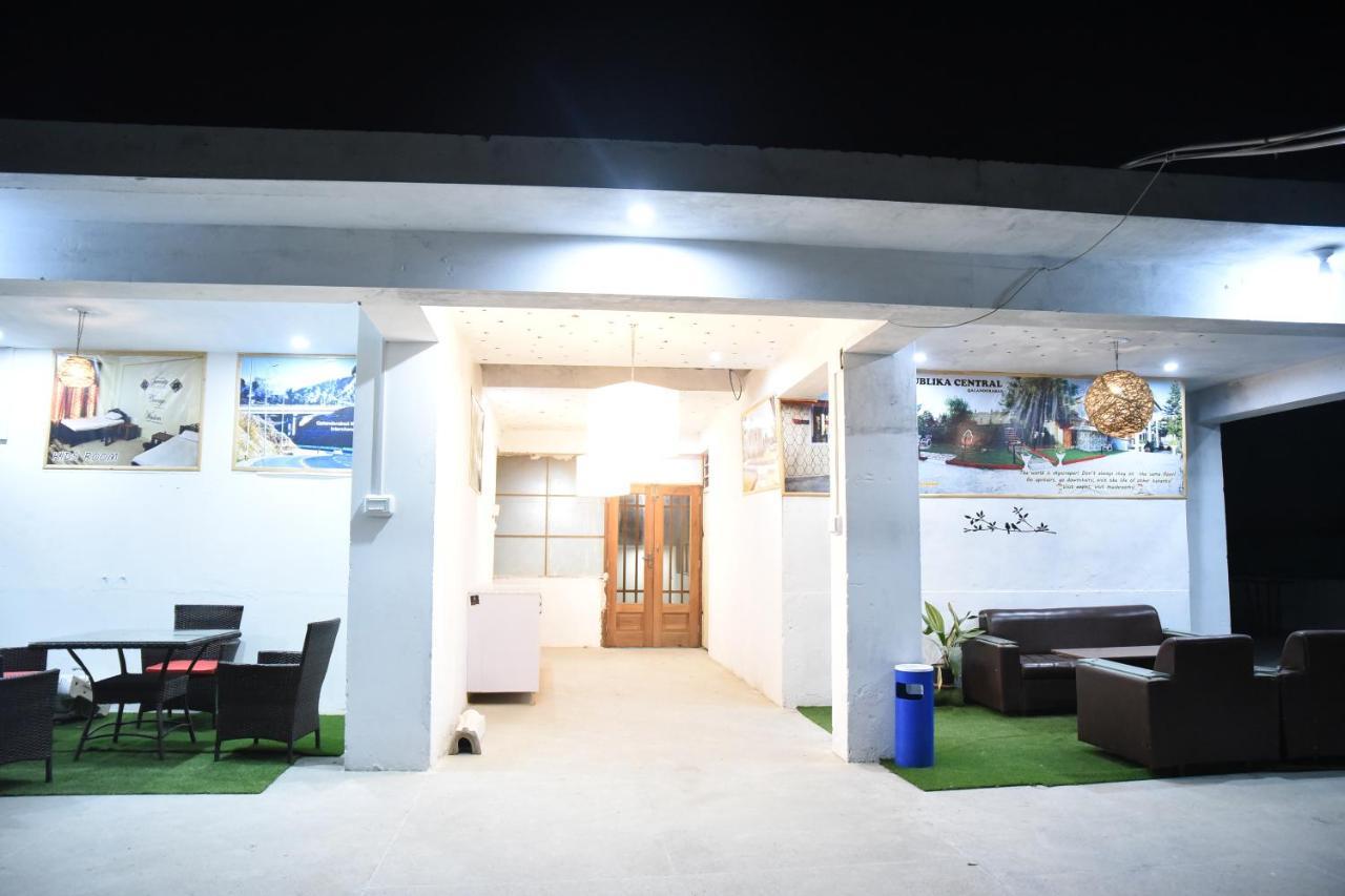 Apartmán Republika Urban Abbottabad Exteriér fotografie